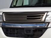 フロントグリル