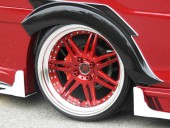 カスタムフェンダー