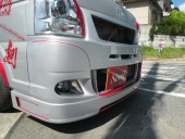 フロントバンパー   ダクトサイド1連左右　アルミラス￥3,300(通常アミは、メッシュ/掲載画像はアルミラス）