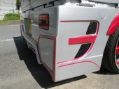 リアバンパー　ダクトサイド2段左右