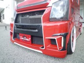 フロントバンパー