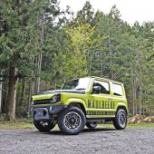 装着例：FRP(画像は車体カラーに合わせて塗装済みのグリルを使用)