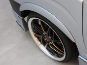 オーバーフェンダー